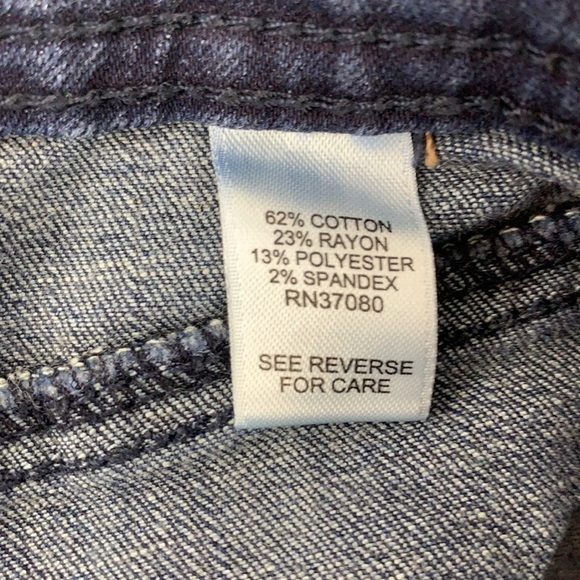 C EST. 1946 Denim Contemporary Skinny Jeans - Size 4, Dark Blue - Picture 7 of 7